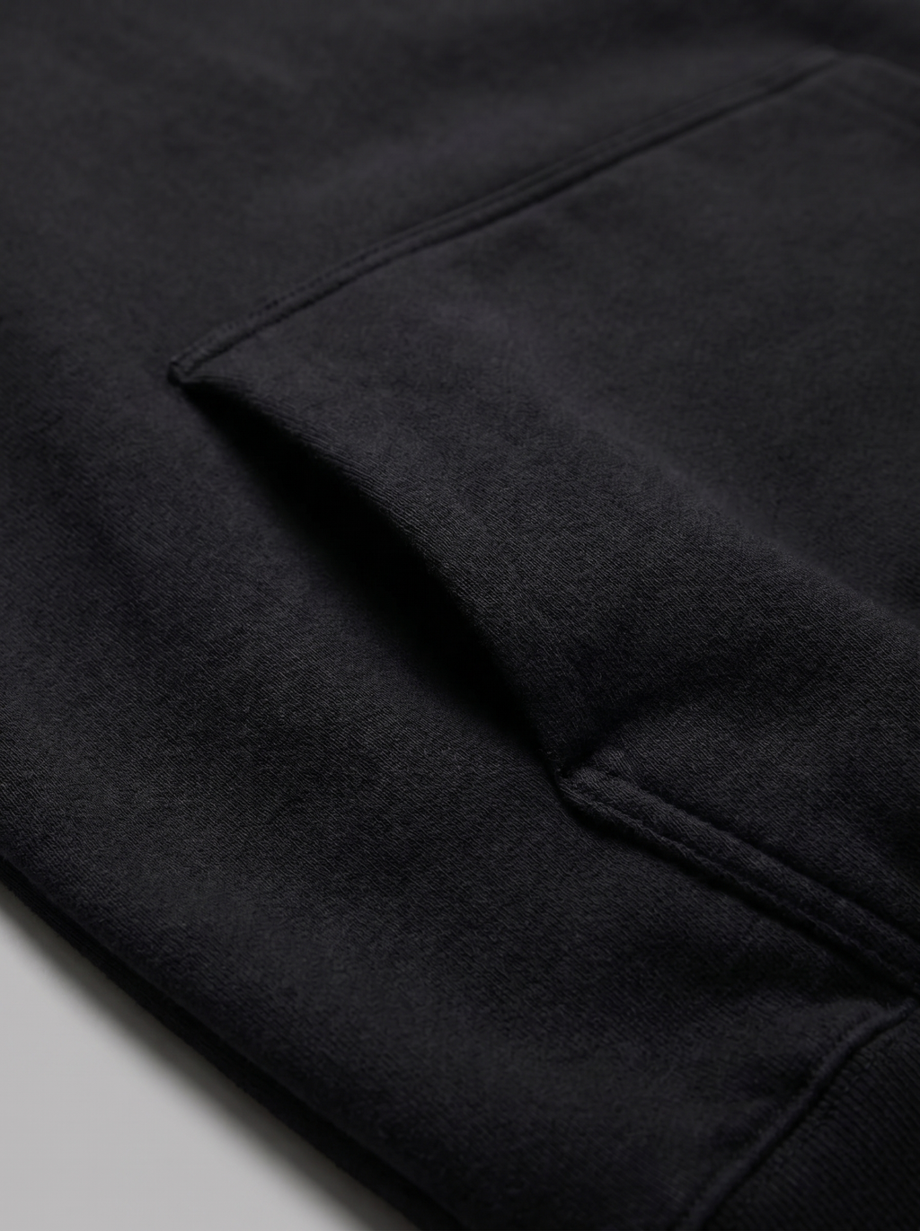 Noir Heavyweight Hoodie
